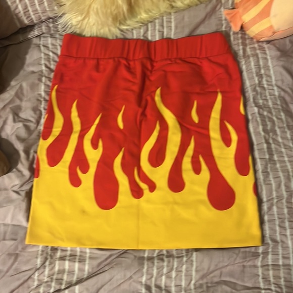 Wildfox flame mini skirt - Picture 2 of 3